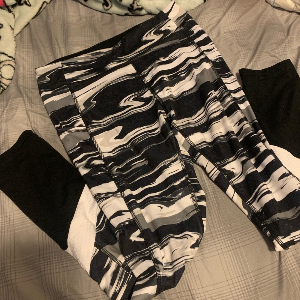 Marble Workout Leggings